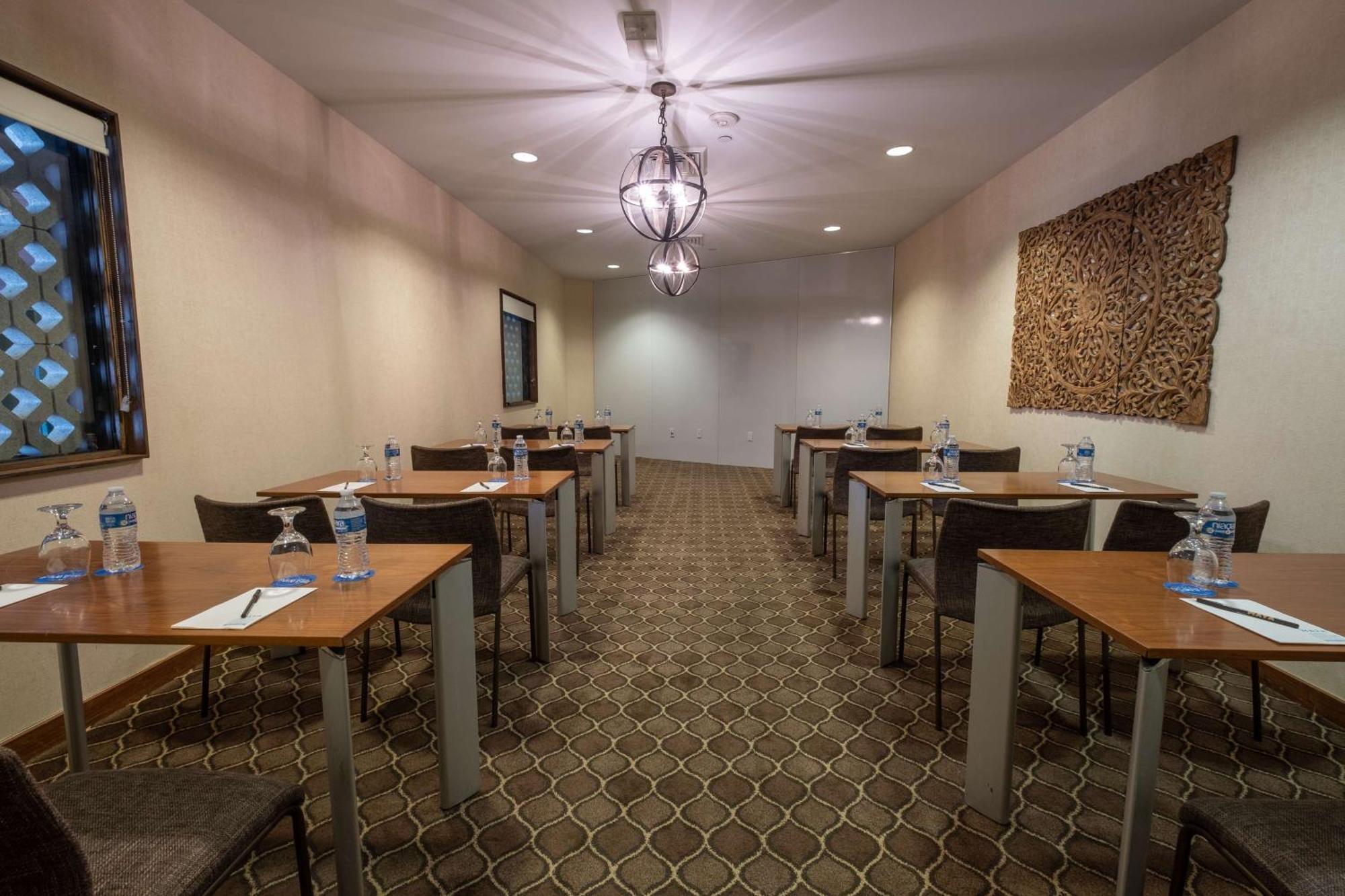 Hotel Maya - A Doubletree By Hilton Hotel Λονγκ Μπίτς Εξωτερικό φωτογραφία